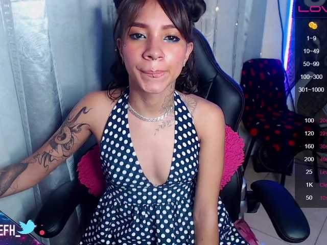 Foto's 420Stefh Hi Baby♥ 99Tokens and I write your name on my body (you choose the area) ♥ I wish you a happy and wonderful day!♥