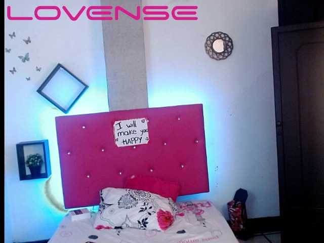 Foto's ADAHOT MY LOVES TODAY I FIND MY PREMIERE TOY "LOVENSE" FOR YOU ... WHO WANTS TO RELEASE WITH ME?