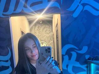 Erotische videochat AdelinaKiskina