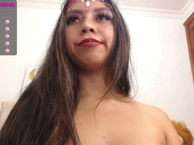 Foto's AlannaMorris Lovense Lush : Device that vibrates longer at your tips and gives me pleasure :licking :sed_kiss #lovense #latina #18 #ahegao #squirt #anal