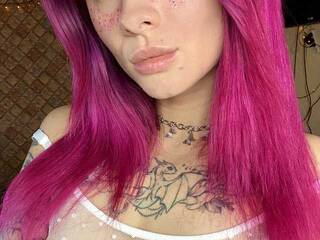 Erotische videochat Alice-Yui