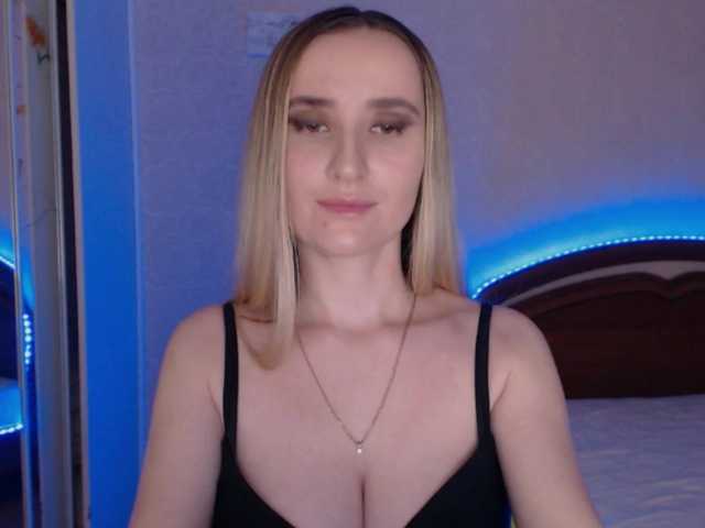 Foto's Alina-Lovely Hey I am Alina!Lovense on,works from 10 tk. c2c 40 tk . Clic love. HELP ME PUT MY CAMSCORE HIGH TIP 2 TK MANY TIMES HELP ME WITH TOP TIP ME 100 TK