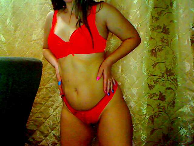 Foto's Alkelimi-me18 Hi everyone, I'm Kira! I do not show my face! Welcome to my room! Be nice!Lovense from 2 tokens, please me with the sound of your advice !!! I SEE THE CAMERA ONLY IN PRIVATE!!!