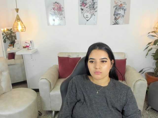 Foto's alondra-saenz Hi guys, I'm new here, follow me and make me cum with your tips!!♥♥♥ toys!800tkns