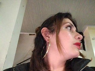 Erotische videochat Alysson-1