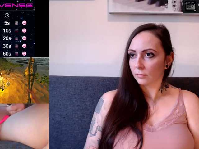 Foto's AmberJayde Streaming on Twi tch so dont make me moan ;) (tw itch. tv/ amber_jayde)
