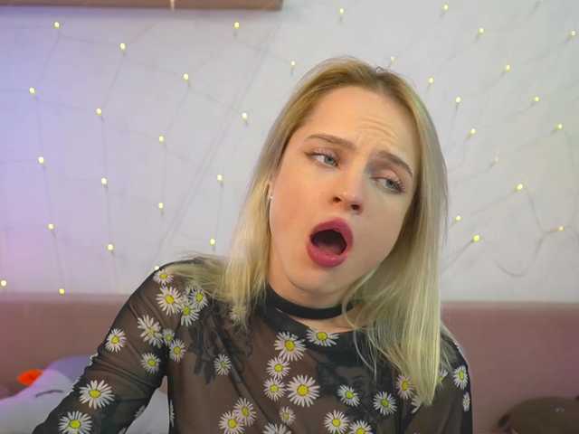 Uitzending screenshots AngieNatasha054