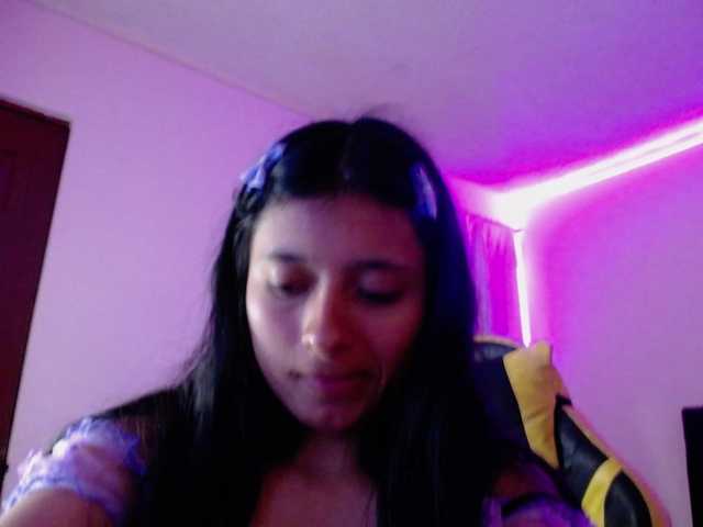 Foto's Annii-99 ♥♥♥A sweet girl looking for someone to love me and fuck me!♥♥♥♥goal wet t-shirts + dance 450 tkn