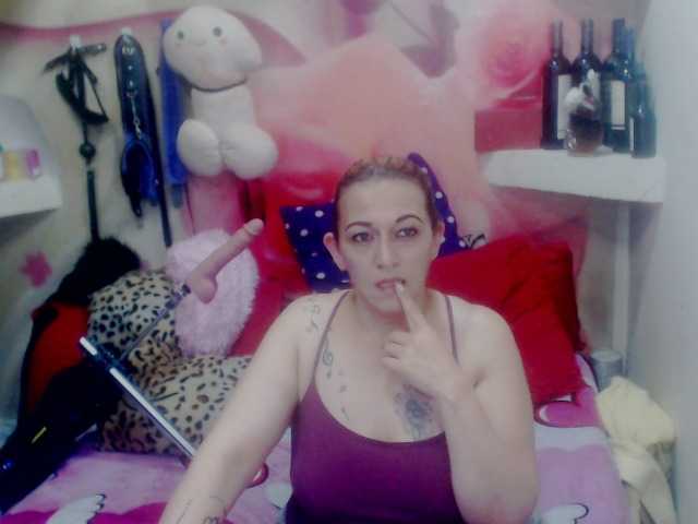 Foto's annysalazar I want to premiere my new toy come help me achieve my goal 100 tokens For every 3 tokens vibration ultra long let's have me wet