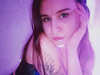 Erotische videochat Emili_Dorton