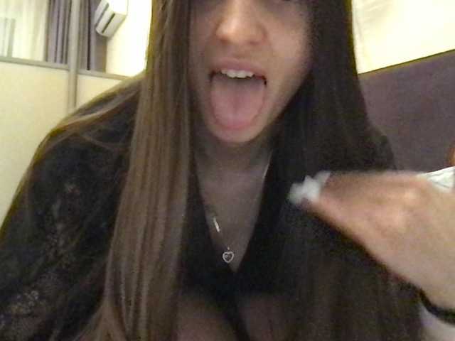 Uitzending screenshots NICOLL_KISS_ME