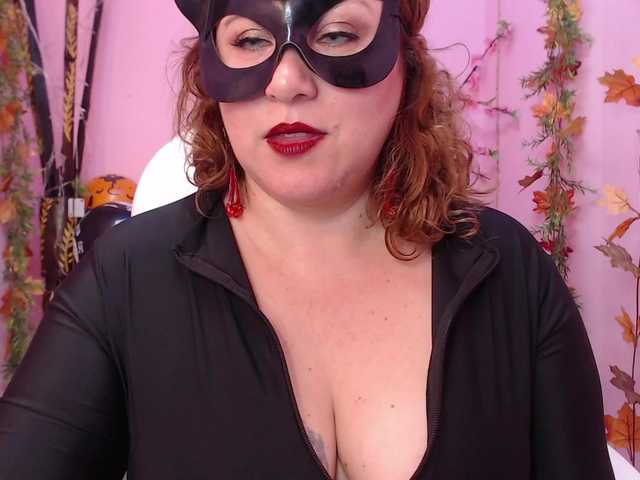 Foto's Ashley-Zahir i'm in halloween season #squirt #asian #mature #bigboobs #milf