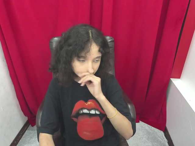 Uitzending screenshots AshleyTaft