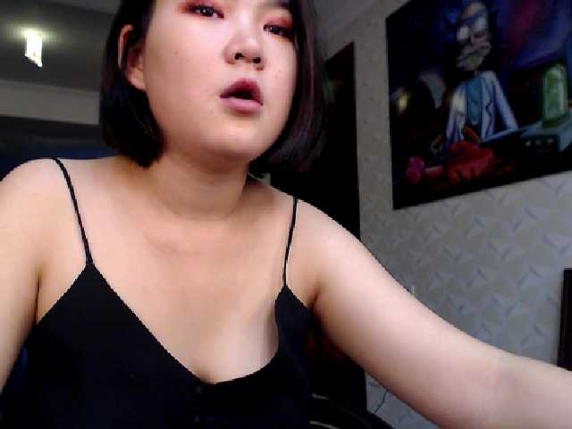 Foto's AsianKiara Hello guys! My name i***iara. I am sexy young big booty asian from Japan :) # boobs #anal #dildo #squirt #pussy play #cumshow #bbw #