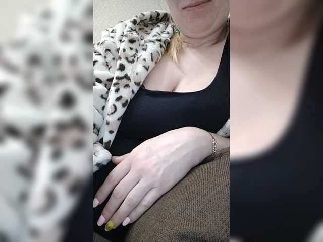 Foto's Asolsex Sweet boobs for 20 tks, hot ass for 40. Add 5 tks. Undress me and give me pleasure for 100 tks
