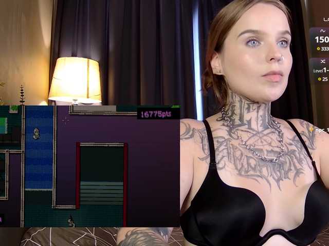 Foto's ATOMICKETCHUP Hi! I'm Vika. Favorite vibrations 11 111 1111. Play roulette for 22 tokens. Menu in the chat. I will cum for you in full private.