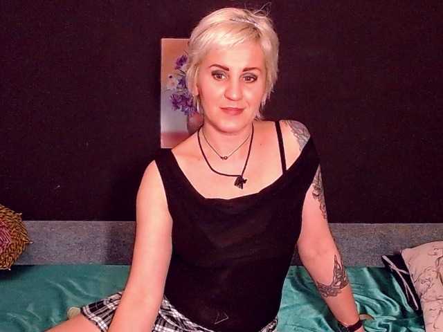 Uitzending screenshots Amrolla