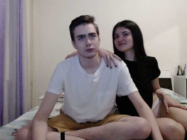 Foto's bestcouple12 Give me pleasure guys with your tip ,lovense on!New couple ,young