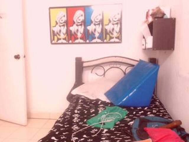 Uitzending screenshots BigBustyBlack