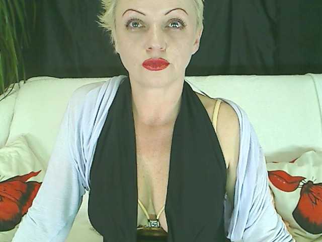 Uitzending screenshots BlondySquirt