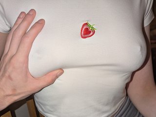 Erotische videochat Almond_milk