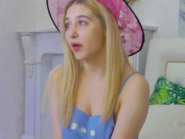 Uitzending screenshots BondGirla