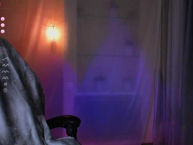 Foto's BriannaLovia welcome in my room♥i love feel u vibrations @remain ♥SWEET AND DEEP BJ♥