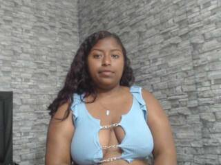 Erotische videochat BrunetteSexy24
