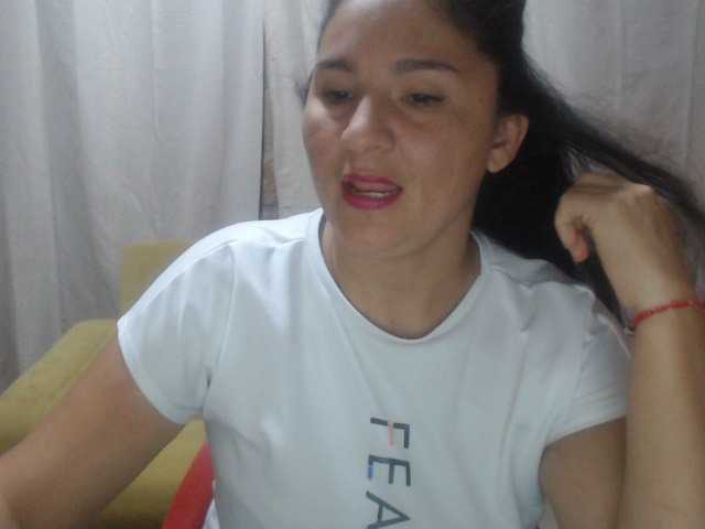 Uitzending screenshots Camilaa23