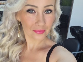 Erotische videochat CandyHellenx
