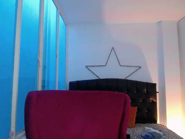 Uitzending screenshots candystorm01