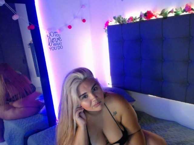 Foto's CaroEscobar HELLO MY LOVES I AM VERY NAUGHTY AND I WISH YOU MAKE ME SCREAM WITH PLEASURE WITH MY LUSH :) :) FOR US TO HAVE FUN I PUT YOUR NAME ON MY TITS FOR 200 TKD
