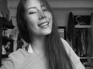 Erotische videochat Carolinexxx-1