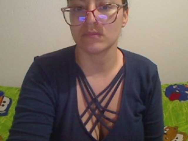 Foto's cleohot latina#boobs#ass#glasses#cum#feet#lovense