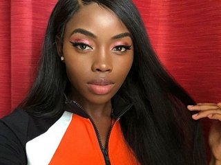 Erotische videochat Coco-Fox