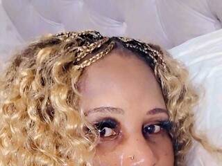 Erotische videochat Curvybae