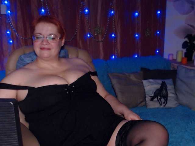 Foto's CurvyMomFuck Let's play together? ;) I love to do squirt, anal, dirty, role games, fetish, feetplay, atm, dp, blowjob, full control lovense etc. [none] till hot squirt show! XOXO