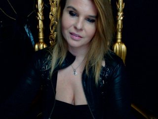 Foto's D3vilKali666 MISS SAY:CLICK..TIP...OPEN WEBCAM AND SERVE: JOI/CEI/CBT/SPH/CFNM/#LUSH IS ON FOR VIBE KISSES/