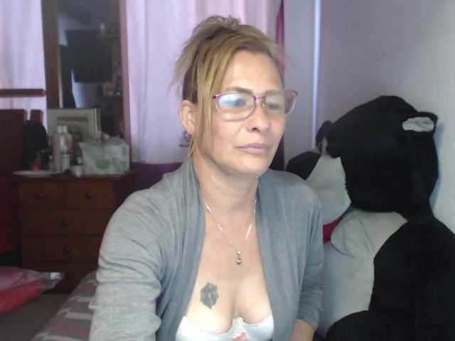 Uitzending screenshots Daniela-hot1