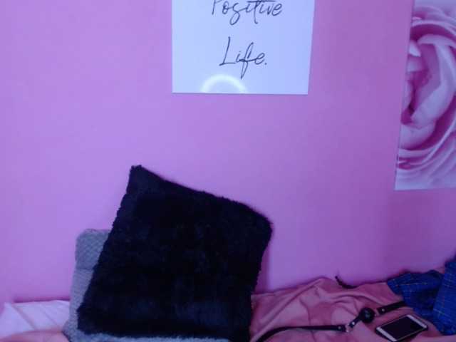 Uitzending screenshots daniela-moon