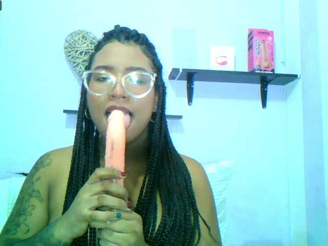 Foto's darkessenxexx1 Hi my loveI'm very horny today And I want to ride you @total tokens At this moment I have @sofar tokens, Help me to fulfill it, they are missing @remain tokens