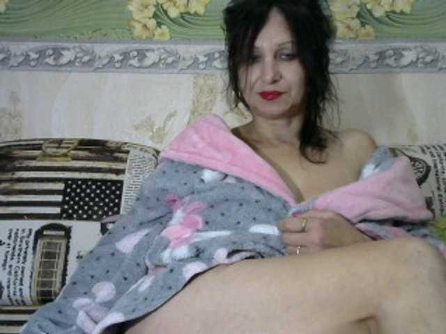 Foto's detka69123 Hello everyone, personal 70 tok, 200tok and I'm naked, chest 101 tok, take off panties 99 tok, stand up 25 tok, dance 150 tok, oil show 400tok, everything else in a private chat and group))))