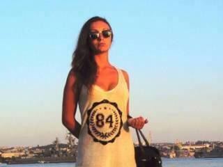 Erotische videochat dinaenjoy