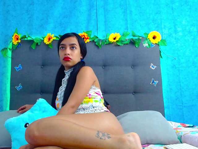 Foto's DonnaRose18 I invite you to follow me here and in my onlyfans you can find it in my profile