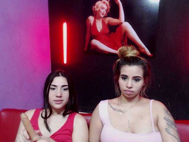 Foto's duosexygirl hi welcome to our room, we are 2 latin girls, we wanna have some fun, send tips for see tittys, asses. kisses, and more
