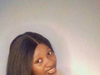 Erotische videochat Ebonypetiti