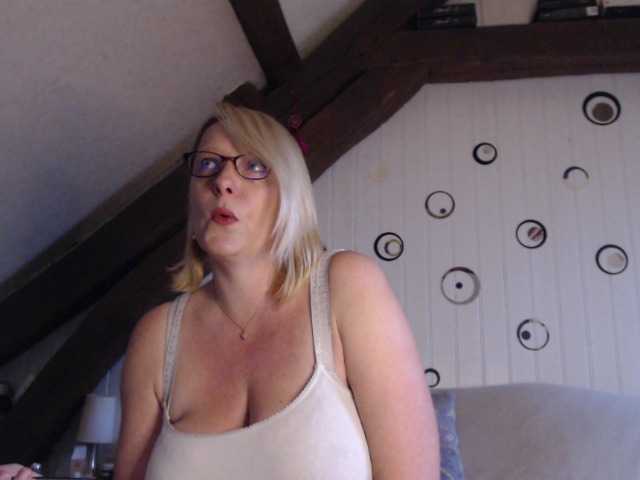 Uitzending screenshots EleannaRose