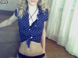 Foto's KYKLA_ Hi ! Put love ! undress-throw tokens!!!! join more actively in private will not regret!!! Looking at the camera
