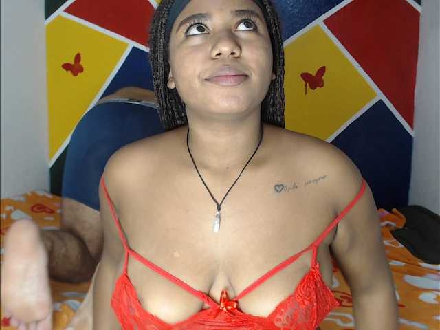 Uitzending screenshots ElenaThreesom