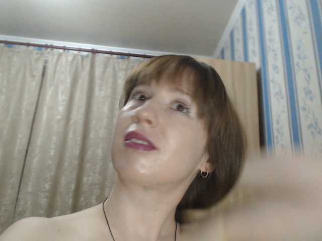 Foto's ElenSquaw I know English, we can talk. Show in private chat. You are welcome